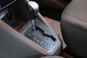 Минивэн Kia Venga 2012 года, 859000 рублей, Омск