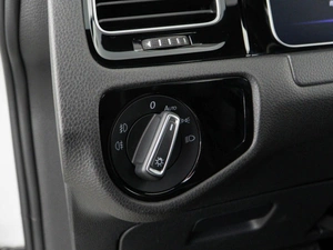 Универсал Volkswagen Golf 2018 года, 1993097 рублей, Москва