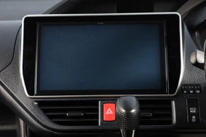 Минивэн Toyota Noah 2017 года, 2839000 рублей, Новосибирск