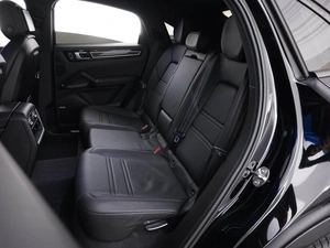 Внедорожник Porsche Cayenne S 2019 года, 8149055 рублей, Москва