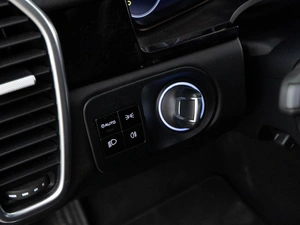 Внедорожник Porsche Cayenne 2017 года, 5349000 рублей, Москва