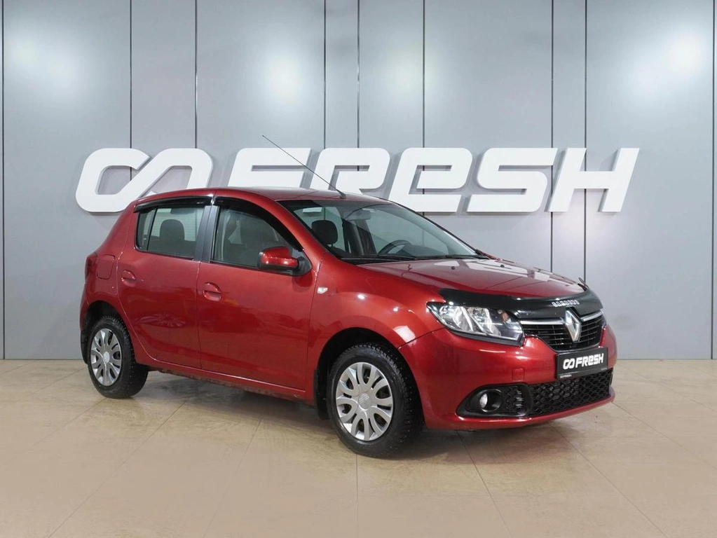 Хетчбэк Renault Sandero 2015 года, 669000 рублей, Воронеж