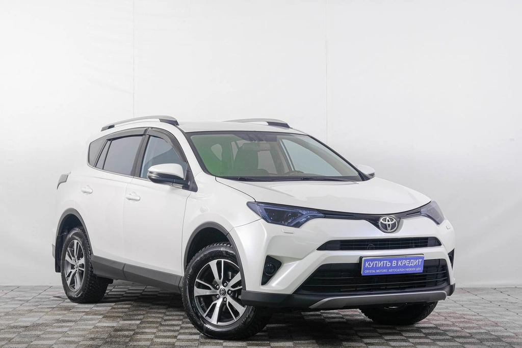 Внедорожник Toyota RAV4 2016 года, 1999000 рублей, Кемерово