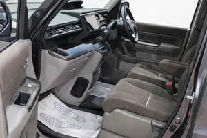 Минивэн Honda Stepwgn 2017 года, 2099000 рублей, Новокузнецк