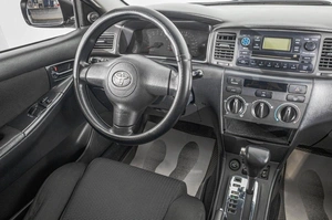Хетчбэк Toyota Corolla 2006 года, 749000 рублей, Барнаул