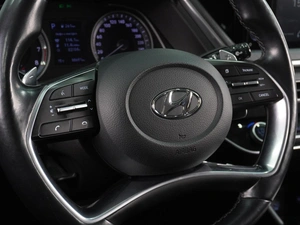 Седан Hyundai Sonata 2020 года, 2499000 рублей, Воронеж