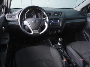 Седан Kia Rio 2015 года, 999000 рублей, Ростов-на-Дону