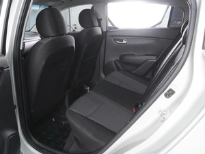 Хетчбэк Kia Rio X-Line 2018 года, 1329000 рублей, Ростов-на-Дону
