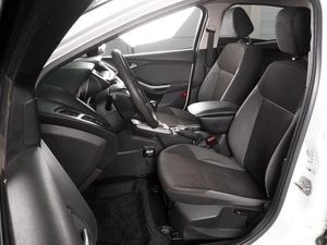Седан Ford Focus 2013 года, 949000 рублей, Минеральные Воды