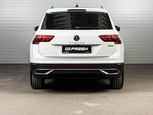 Внедорожник Volkswagen Tiguan 2021 года, 3498000 рублей, Ставрополь
