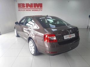 Лифтбек Skoda Octavia 2018 года, 1555000 рублей, Смоленск