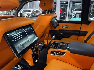 Внедорожник Rolls-Royce Cullinan 2022 года, 41990000 рублей, Павловская Слобода