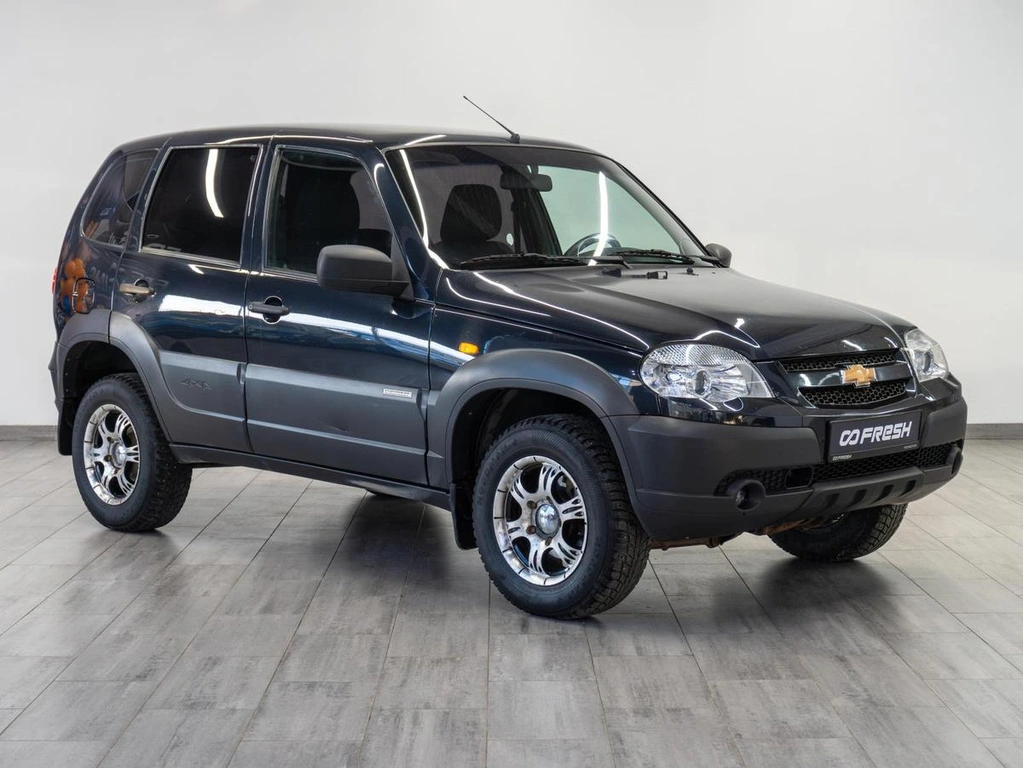 Внедорожник Chevrolet Niva 2016 года, 619000 рублей, Саратов