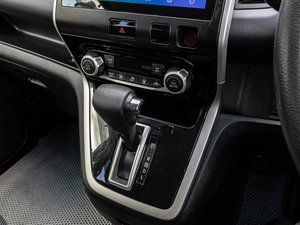 Минивэн Nissan Serena 2017 года, 1798000 рублей, Краснодар