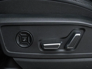Внедорожник Audi Q5L 2025 года, 6343800 рублей, Ставрополь