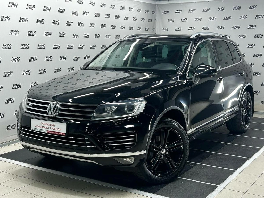 Внедорожник Volkswagen Touareg 2016 года, 3149000 рублей, Красноярск