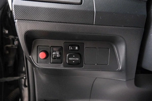 Хетчбэк Toyota Auris 2011 года, 1109000 рублей, Красноярск