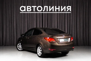 Седан Hyundai Solaris 2015 года, 820000 рублей, Красноярск