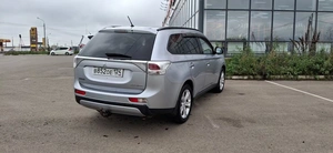 Внедорожник Mitsubishi Outlander 2012 года, 1650000 рублей, Красноярск