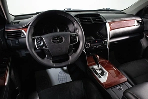 Седан Toyota Camry 2012 года, 1489000 рублей, Сургут