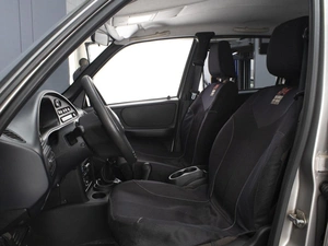 Внедорожник Chevrolet Niva 2015 года, 890000 рублей, Омск