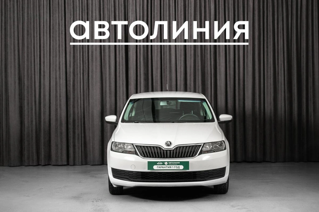 Лифтбек Skoda Rapid 2018 года, 930000 рублей, Красноярск