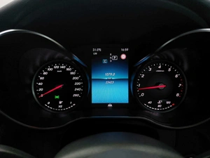 Седан Mercedes-benz C-класс 2019 года, 2399000 рублей, Барнаул