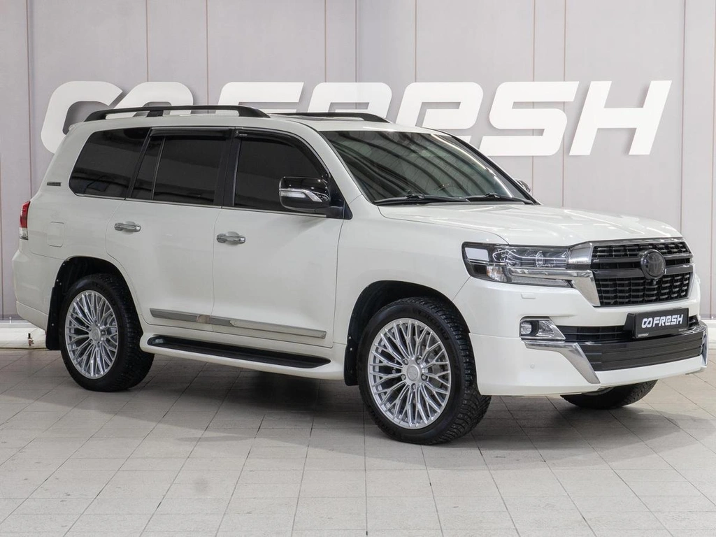 Внедорожник Toyota Land Cruiser 2020 года, 8299000 рублей, Сургут