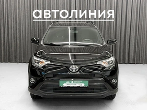Внедорожник Toyota RAV4 2019 года, 2500000 рублей, Красноярск