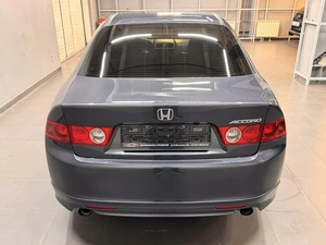 Седан Honda Accord 2006 года, 947000 рублей, Красноярск