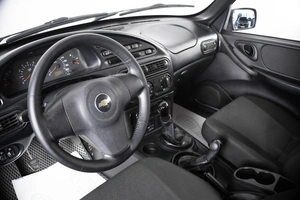 Внедорожник Chevrolet Niva 2012 года, 529000 рублей, Пермь