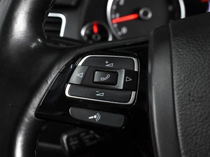 Внедорожник Volkswagen Touareg 2012 года, 2035000 рублей, Воронеж