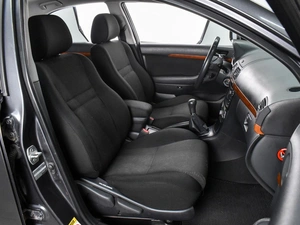 Седан Toyota Avensis 2007 года, 880000 рублей, Воронеж