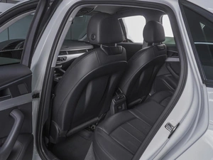 Седан Audi A4 2018 года, 2519000 рублей, Ростов-на-Дону
