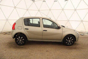 Хэтчбек Renault Sandero 2014 года, 690000 рублей, Обнинск