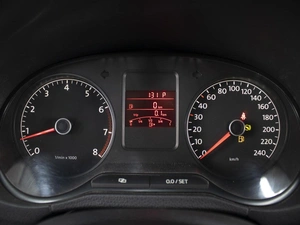 Седан Volkswagen Polo 2014 года, 860000 рублей, Омск