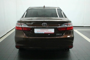 Седан Toyota Camry 2017 года, 2200000 рублей, Красноярск