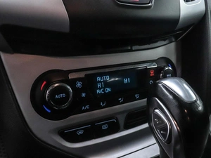 Хетчбэк Ford Focus 2014 года, 900000 рублей, Красноярск