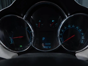 Хетчбэк Chevrolet Cruze 2012 года, 699000 рублей, Волгоград