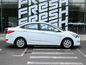 Седан Hyundai Solaris 2015 года, 1120000 рублей, Волгоград
