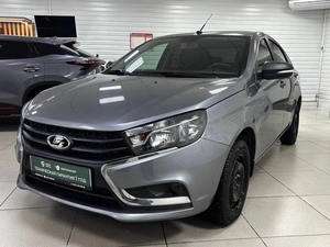 Седан ВАЗ (LADA) Vesta 2018 года, 820000 рублей, Ачинск