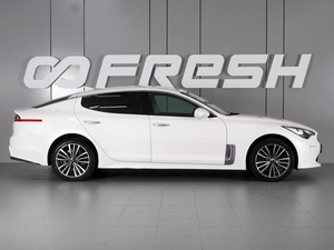 Лифтбек Kia Stinger 2019 года, 2410000 рублей, Красный Пахарь