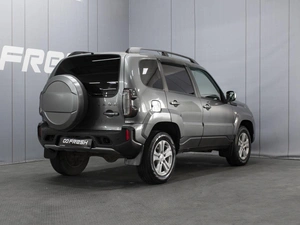 Внедорожник ВАЗ (LADA) Niva Travel 2021 года, 960000 рублей, Омск