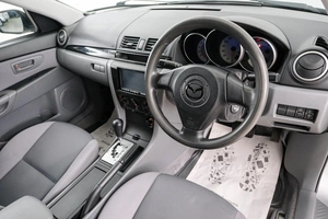 Седан Mazda Axela 2008 года, 679000 рублей, Красноярск