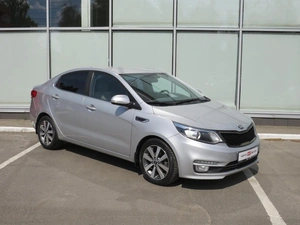 Седан Kia Rio 2017 года, 1400000 рублей, Брянск