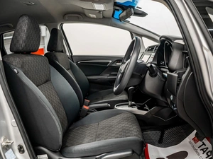 Хетчбэк Honda Fit 2016 года, 1049000 рублей, Красноярск