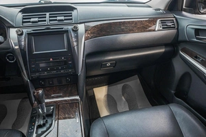 Седан Toyota Camry 2015 года, 2399000 рублей, Барнаул