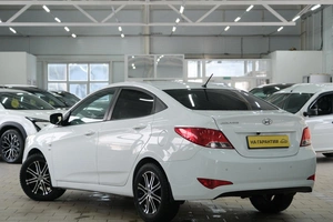 Седан Hyundai Solaris 2016 года, 1169000 рублей, Омск