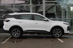 Внедорожник Chery Tiggo 7L 2024 года, 2540000 рублей, Ярославль