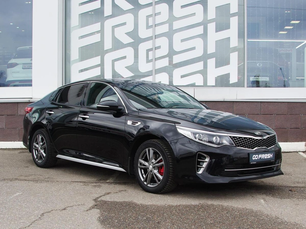 Седан Kia Optima 2017 года, 2370000 рублей, Владимир